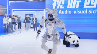 体验年味“非遗”文化 2020-01-19 游览千年古镇、品尝当地美食、感受国家级“非遗”项目……1月11日，临近春节，浙江省宁波市宁海县前童古镇迎来了一批特殊的客人，来自美国、英国、加拿大等30多个国家的100多名外国友人与村民们欢聚一堂 当AI成为非遗的“传承之笔”，千年文化在数字时代焕发新生 2025-11-16 在“2025电影频道AI影像人才优选计划”重磅打造的“第二届AI影像征集大赛”非遗赛道上，多部各具特色的AI短片，以科技为笔，以文化为墨，在银幕上绘就了一幅非遗传承的动人画卷。